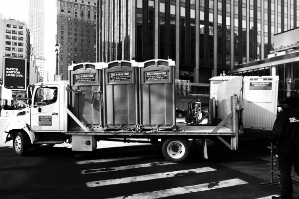 Best Construction site porta potty rental  in Wellman, IA